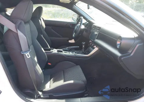 2022 Toyota Gr86 z USA, uszkodzony, nr VIN JF1ZNBB14N9750875